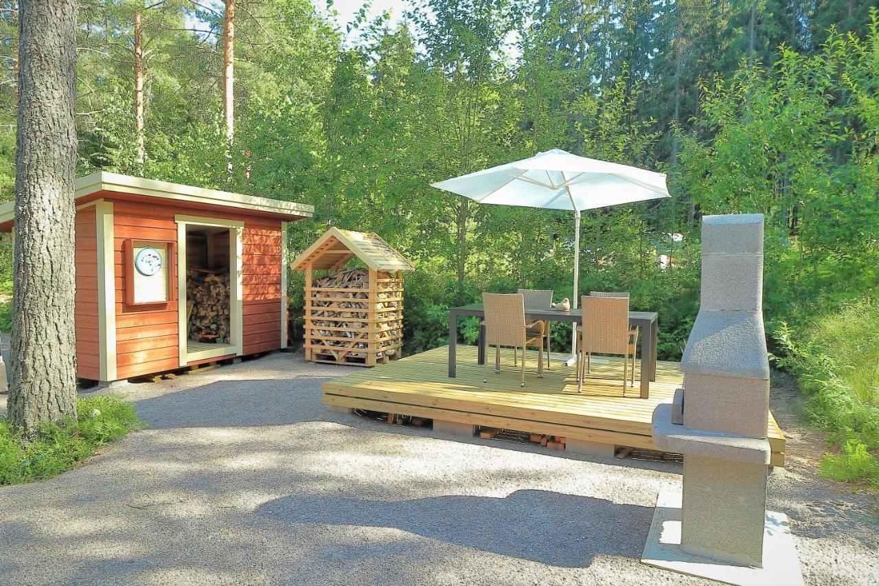 Villa Maria Cottages Jaala Екстер'єр фото