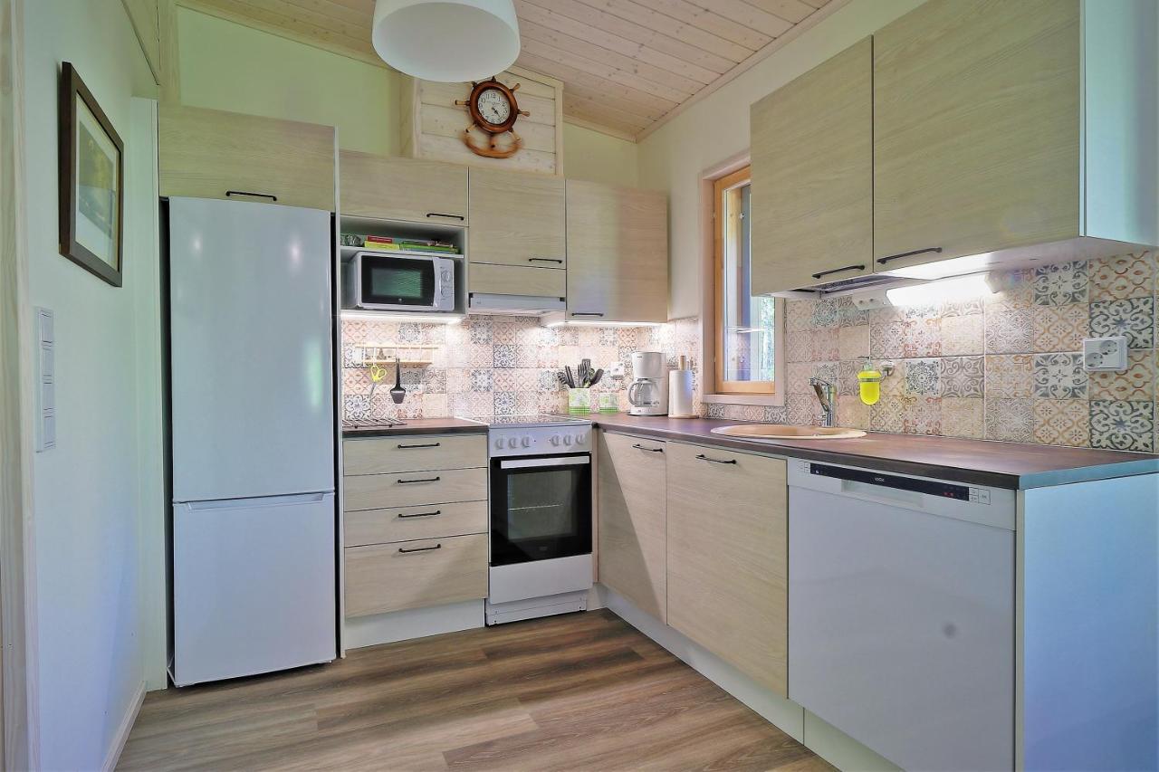 Villa Maria Cottages Jaala Екстер'єр фото