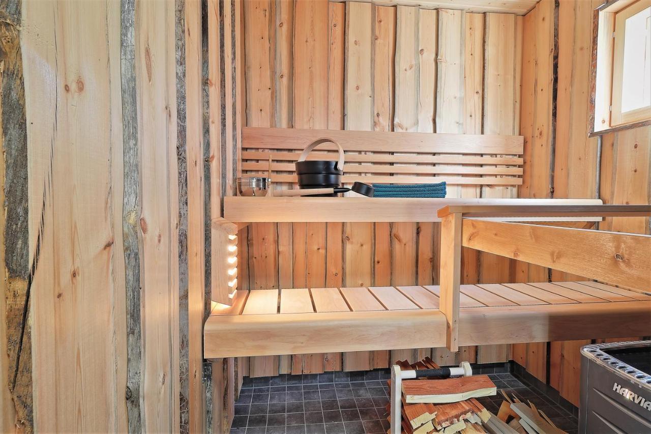 Villa Maria Cottages Jaala Екстер'єр фото