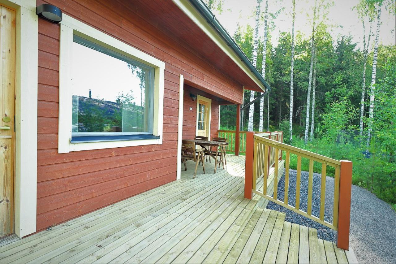 Villa Maria Cottages Jaala Екстер'єр фото