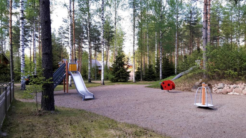 Villa Maria Cottages Jaala Екстер'єр фото