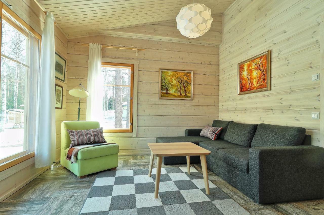 Villa Maria Cottages Jaala Екстер'єр фото