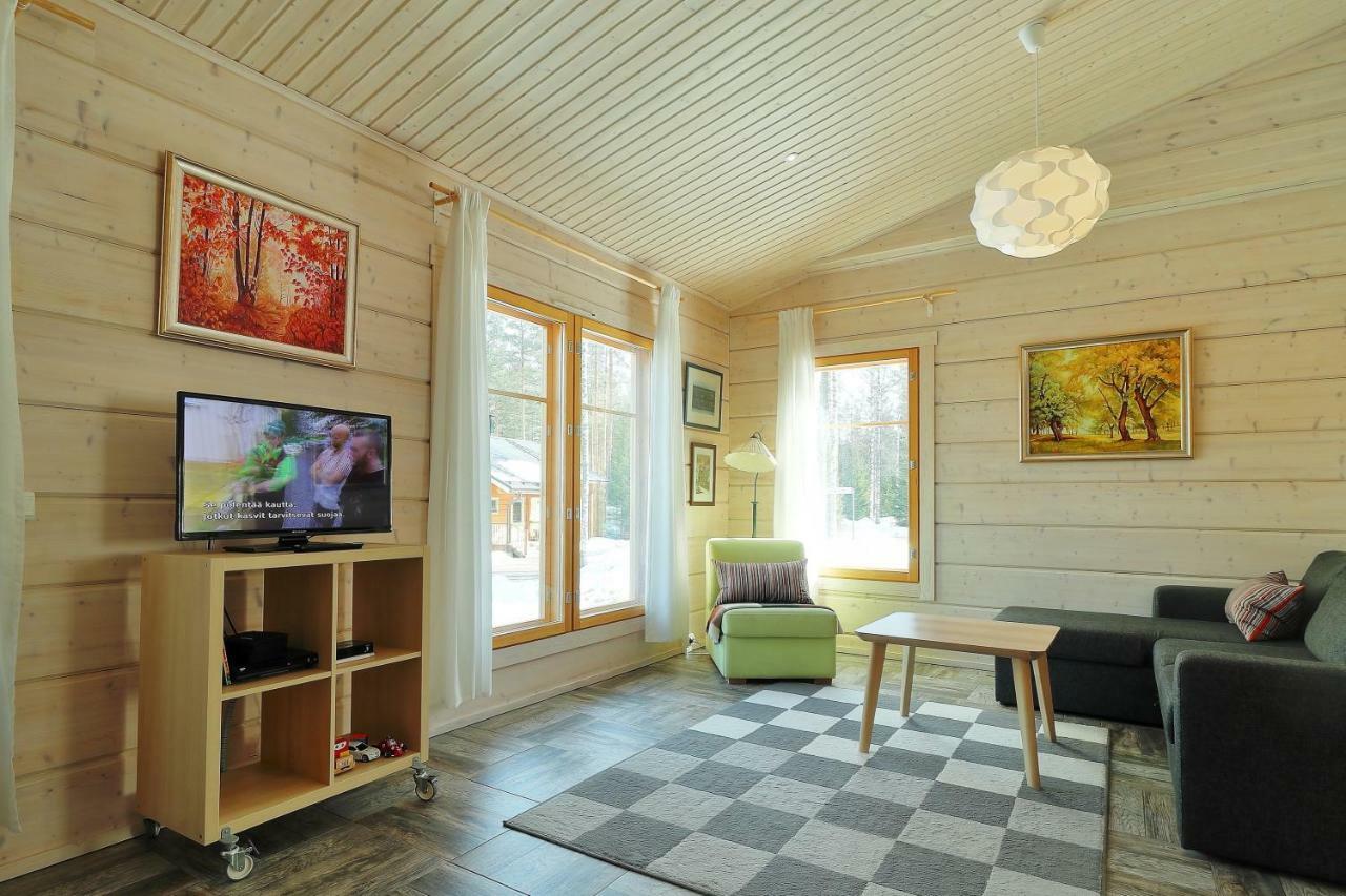 Villa Maria Cottages Jaala Екстер'єр фото